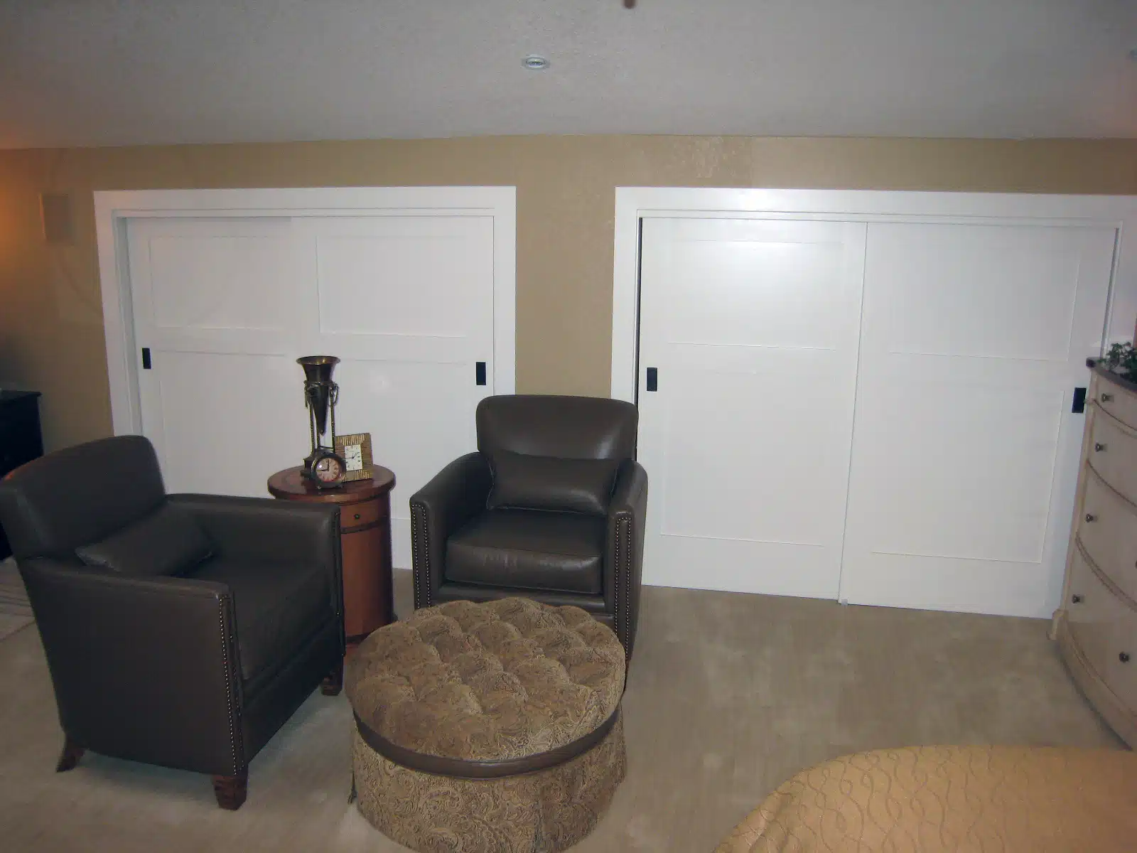 Indoor painting in living room in Sacramento, CA.